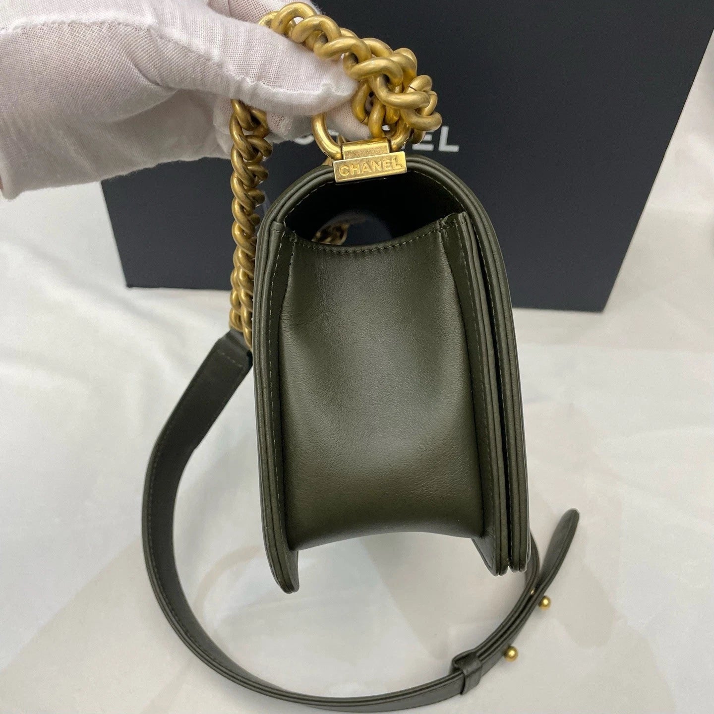 Excellent Chanel Leboy MM Green Chain Shoulder Bag Crossbody Chip Version GHW