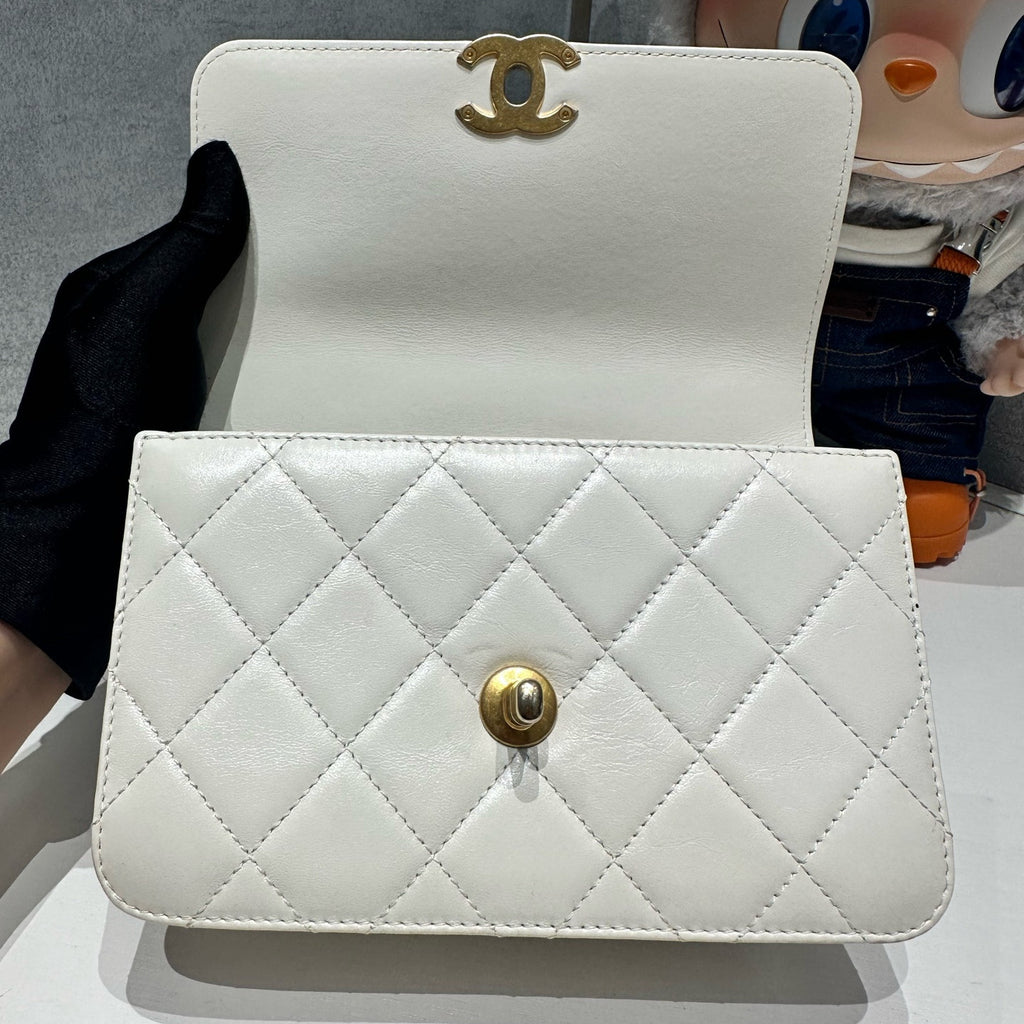 Chanel 24C Black Gold Chain Shoulder Crossbody Bag Quilted Classic