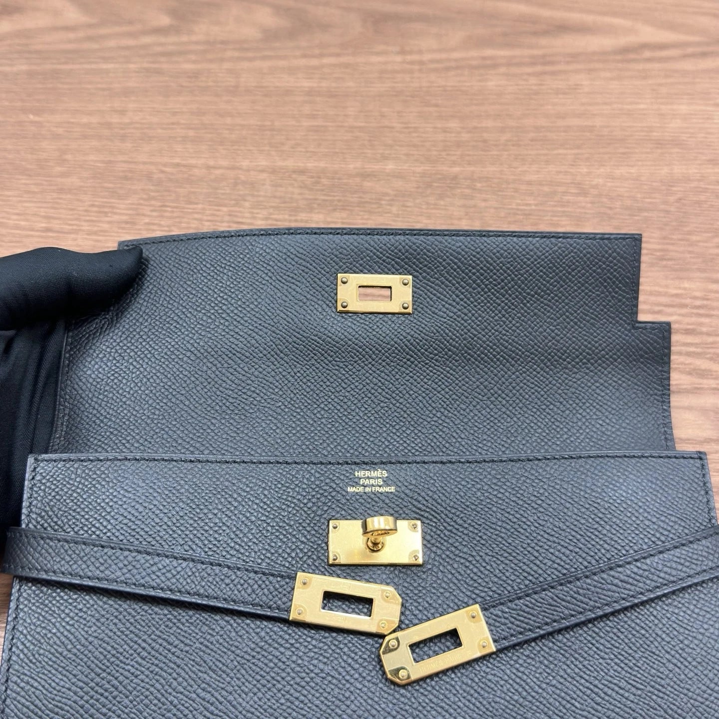 Hermes Kelly Long Wallet Black Gold Used Women Fashion Classic