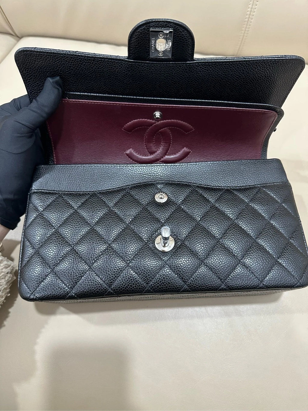 CHANEL Classic Flap Medium Black Leather Shoulder Bag For Women