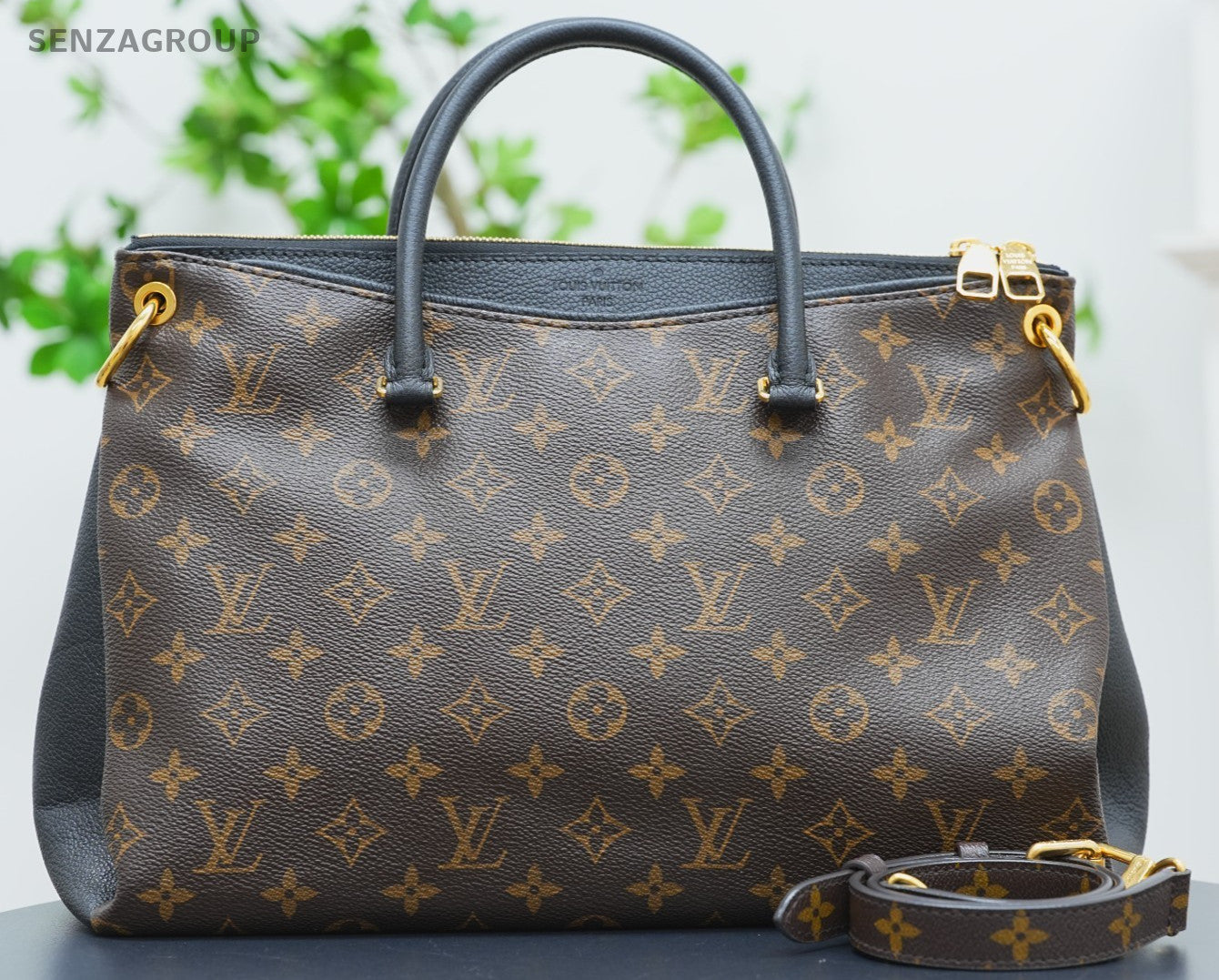 Louis Vuitton Pallas MM Top Handle Monogram 2way Shoulder bag Classic Women