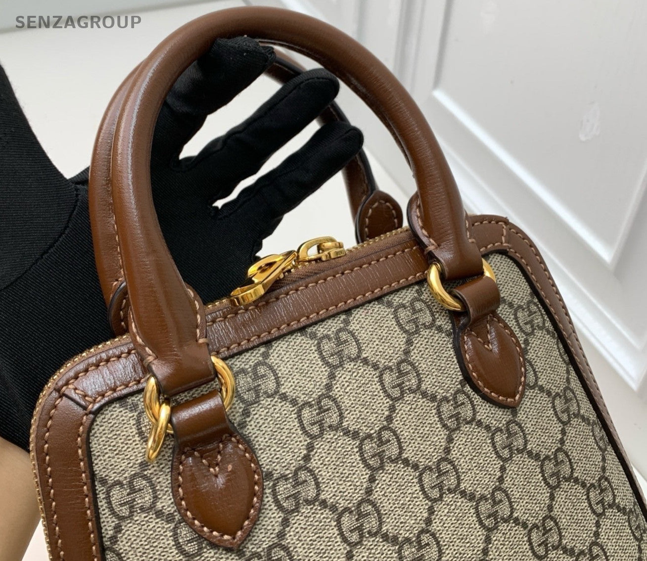 GUCCI 1955 Series Mini Horsebit Shell Top Handle Shoulder Crossbody Bag Brown