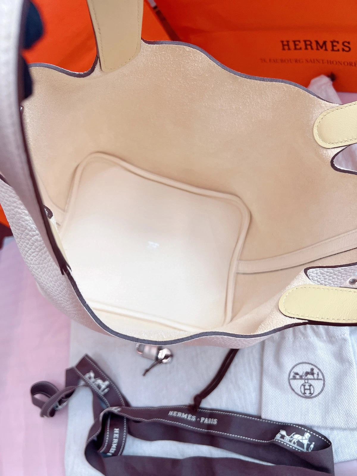 Hermès Picotin Lock 22 Cabas Picotin Bucket Bag Handbag Nata Cream White