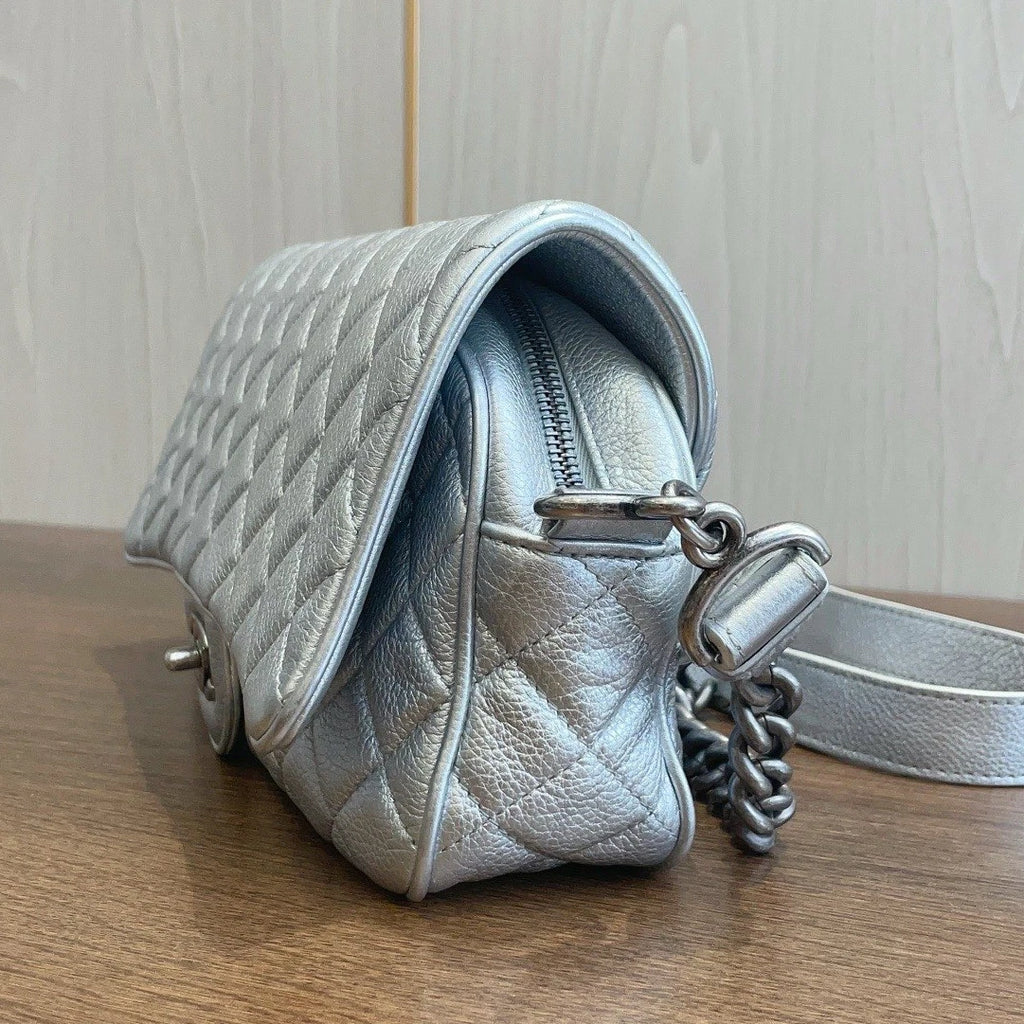 Chanel Easy Flag Classic Flap Calfskin Silver Chain Shoulder Bag Diamond