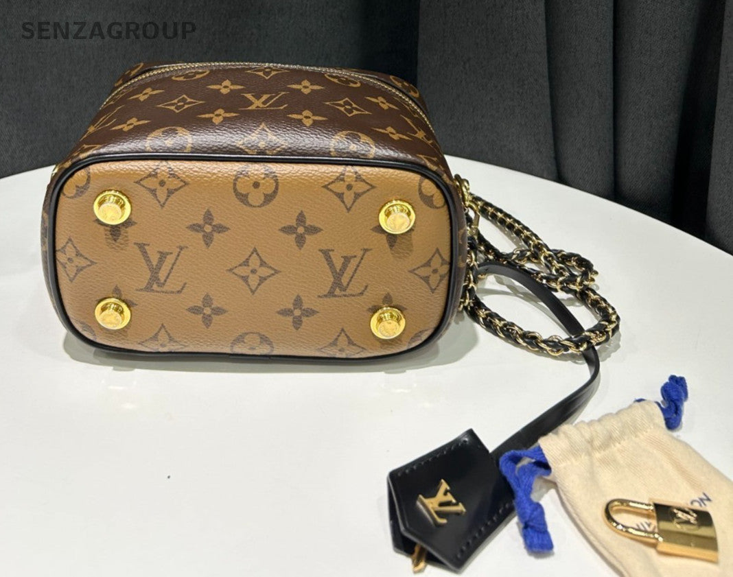 Louis Vuitton Monogram Cosmetic Case Shoulder Crossbody Bag Women Brown