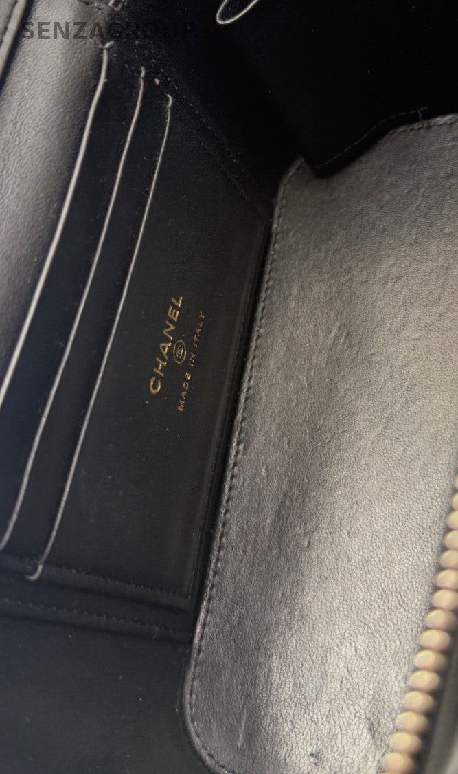 Chanel Lambskin Diamond Pattern Handbag Chain Shoulder Bag Black Gold Women
