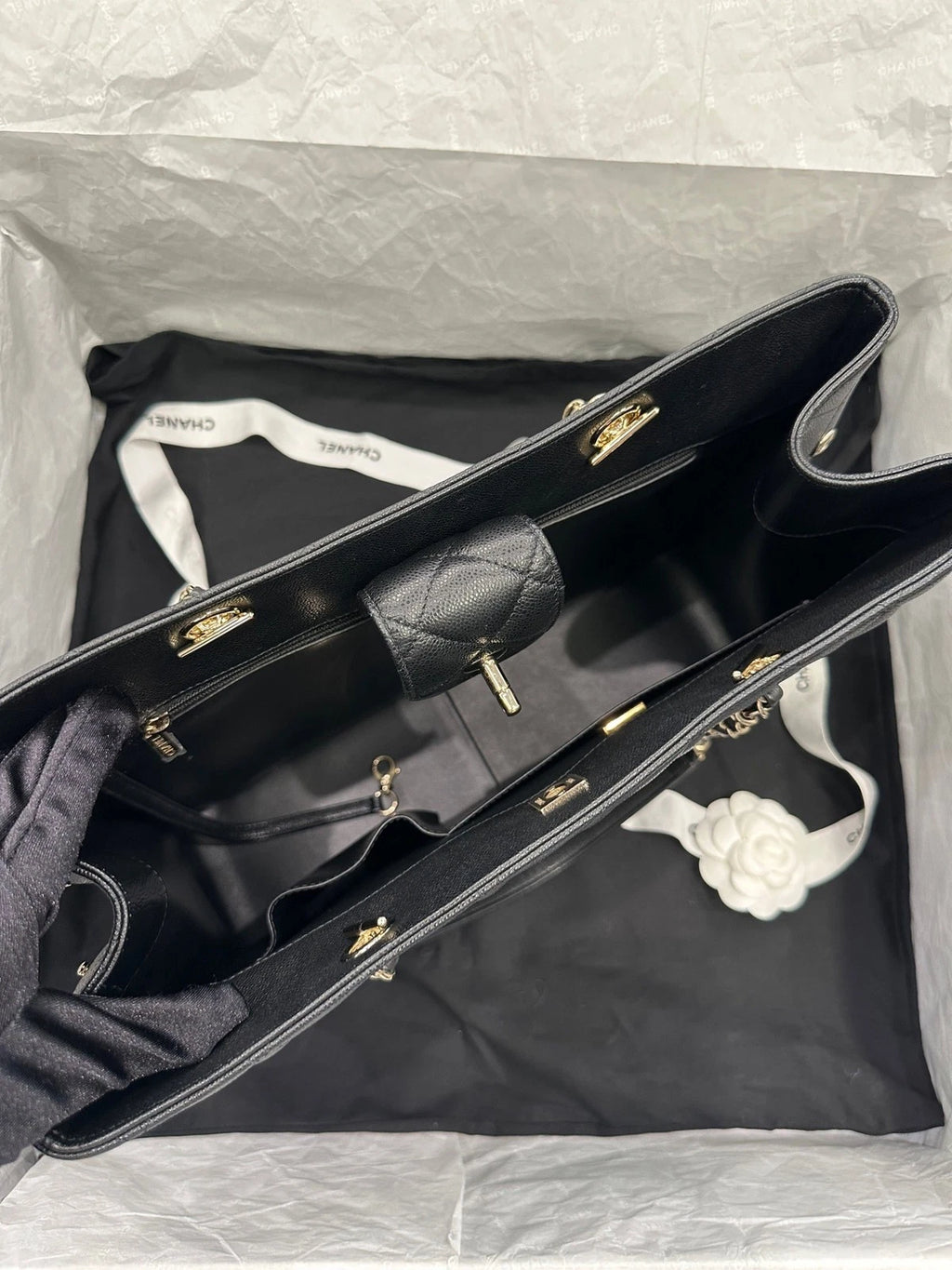 CHANEL GST Black Leather Large Tote Shopping Bag For Women