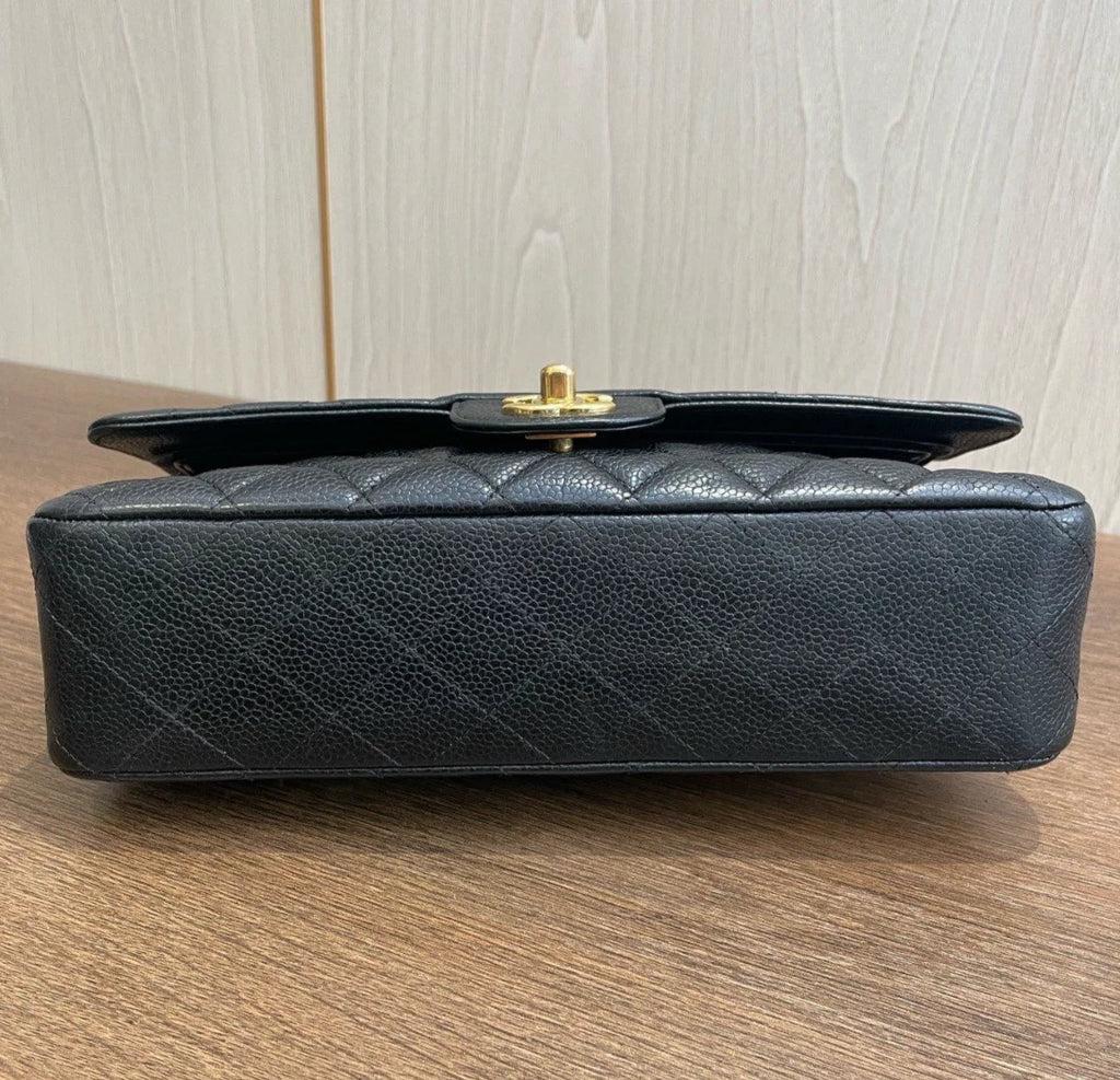 Chanel Classic Flap MM Turn Lock Shoulder Bag Crossbody Bag Women