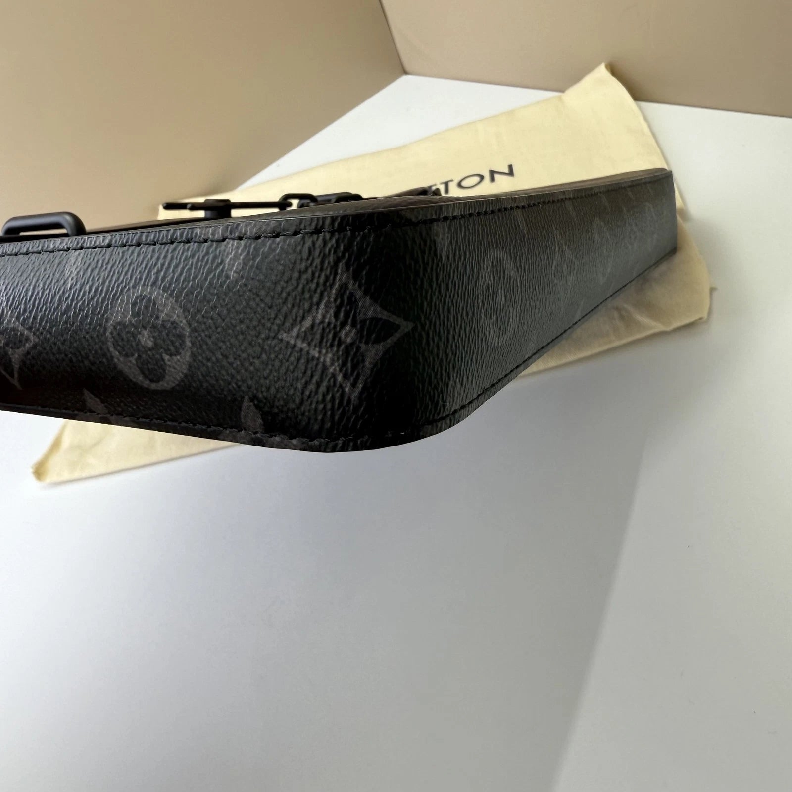 Louis Vuitton Monogram Canvas Black Clutch For Unisex Adults