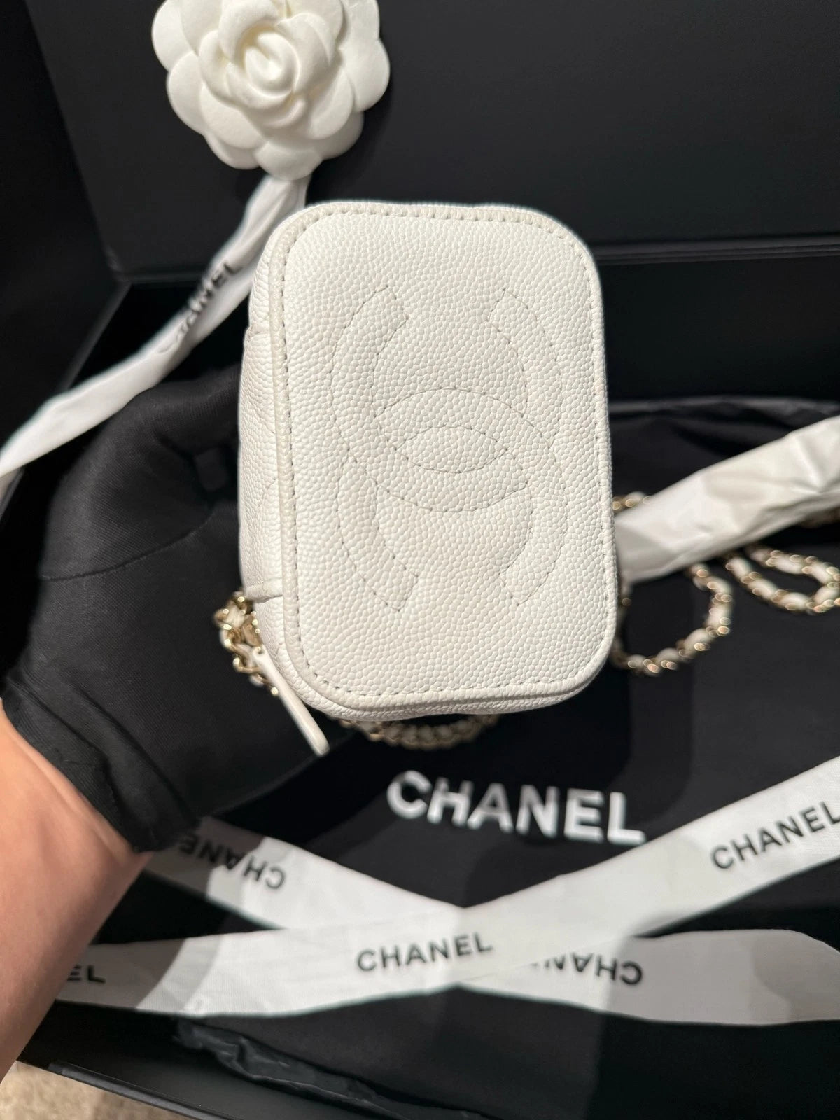 Chanel Vanity Leather Gold White Shoulder Bag Excellent