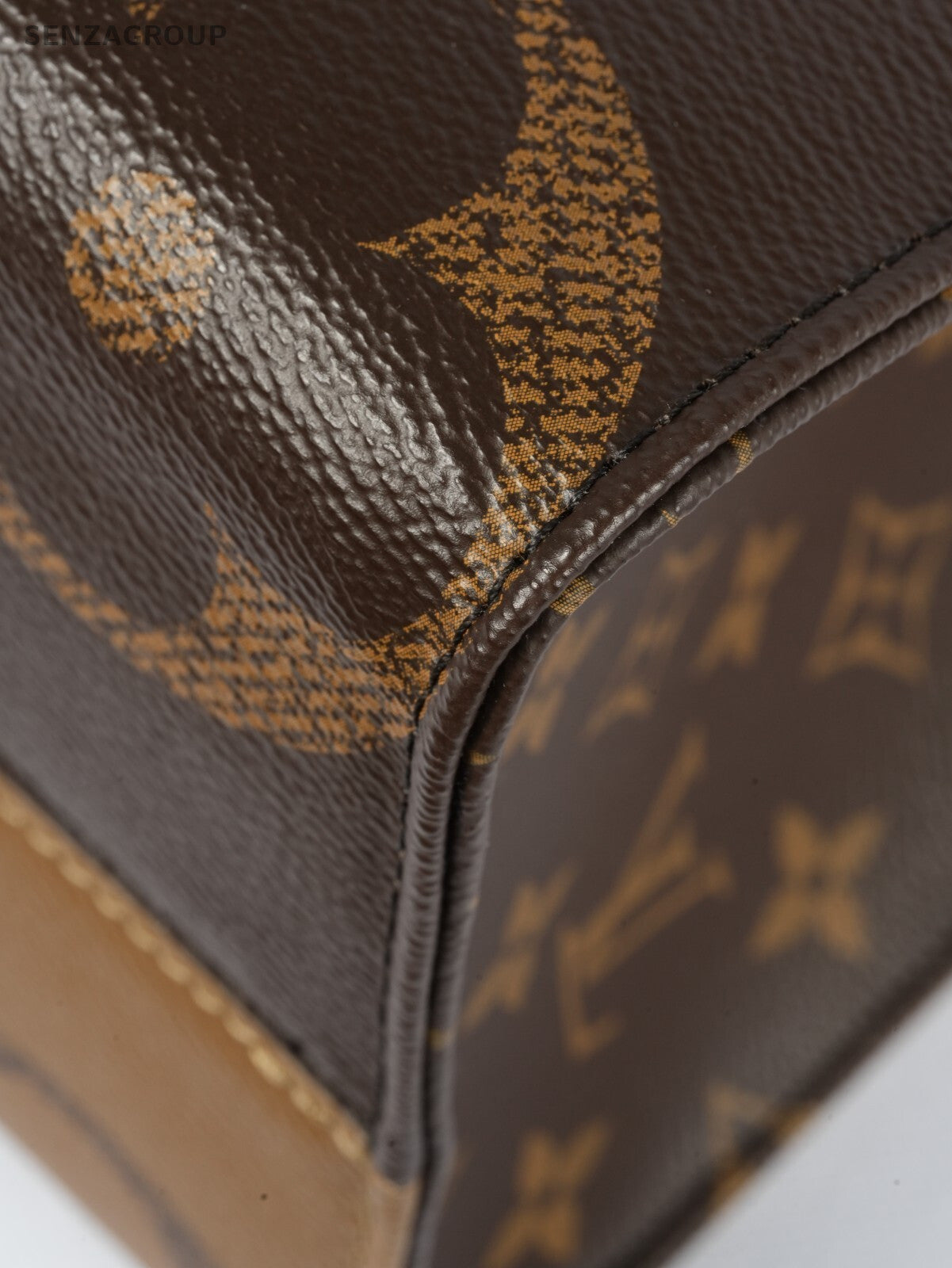 LOUIS VUITTON OnTheGo MM   Monogram Giant Hand Bag Brown M45321 Chip version