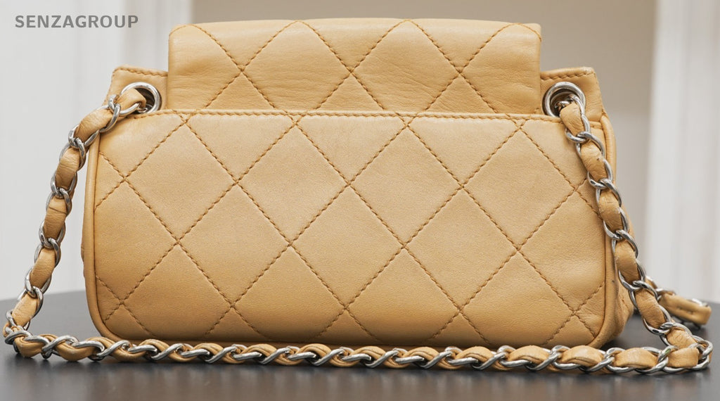 CHANEL 2.55 Diamond pattern Chain Shoulder bag Women