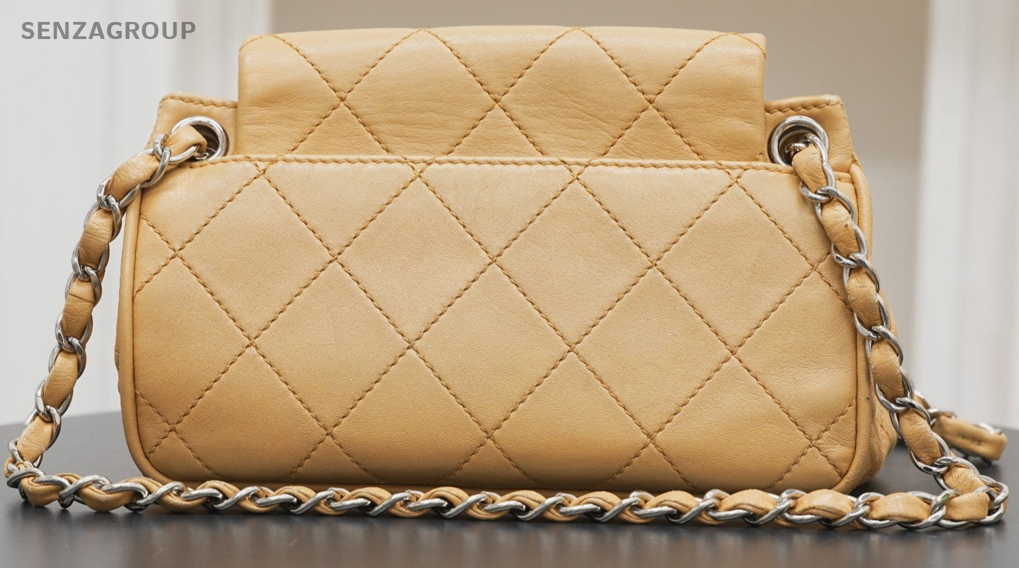 CHANEL 2.55 Diamond pattern Chain Shoulder bag Women