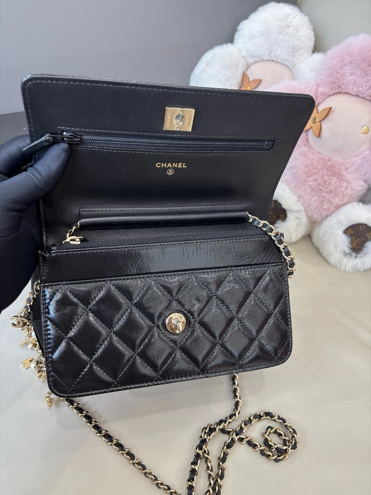 Chanel WOC Diamond Chain Shoulder Crossbody Black Gold Women Classic Fashion