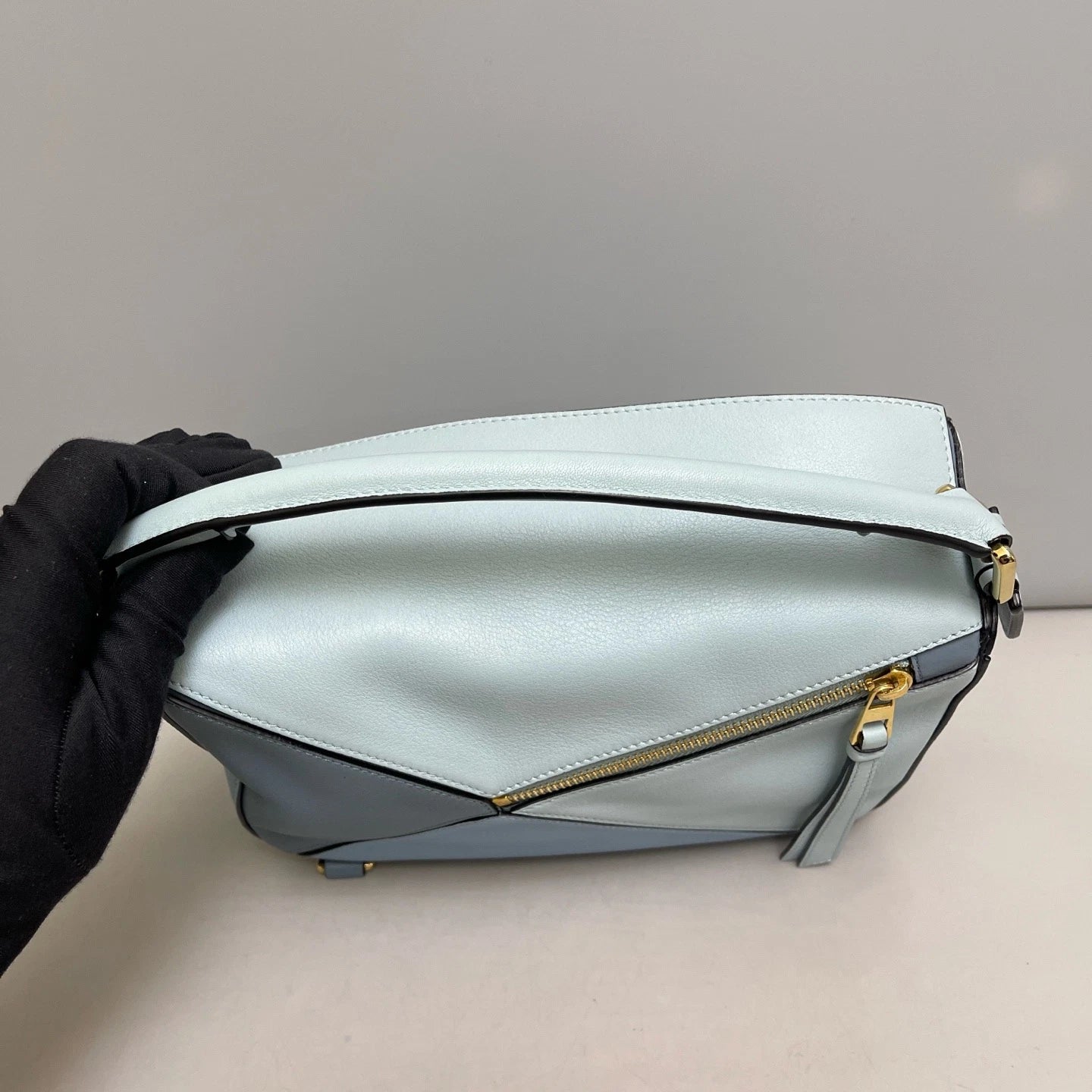 Authentic Loewe Puzzle Calfskin Shoulder Crossbody Bag Blue Gold Hardware