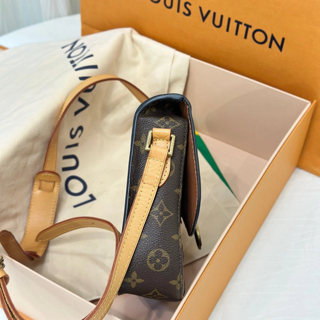 Louis Vuitton Saddle Monogram Canvas Shoulder Bag Excellent