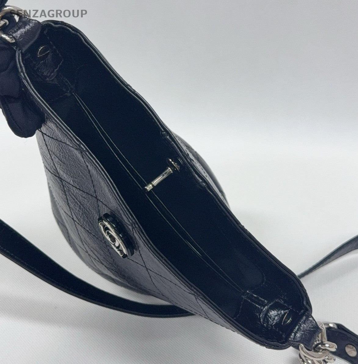 Chanel Diamond Chain Bucket Shoulder Bag Crossbody Black Silver Women Classic