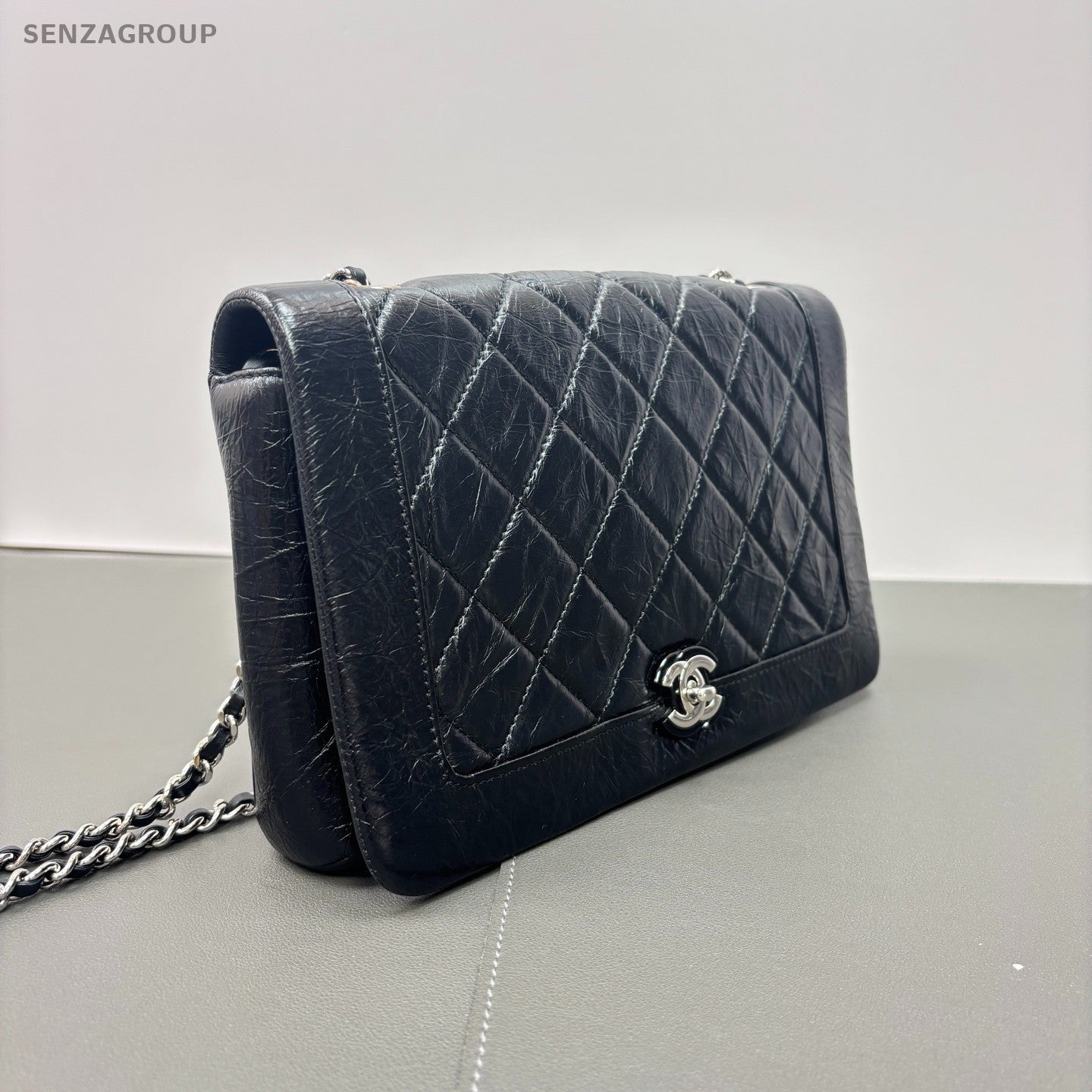 Chanel woc Oil waxed leather Diamond Pattern Chain Shoulder bag Black Silver