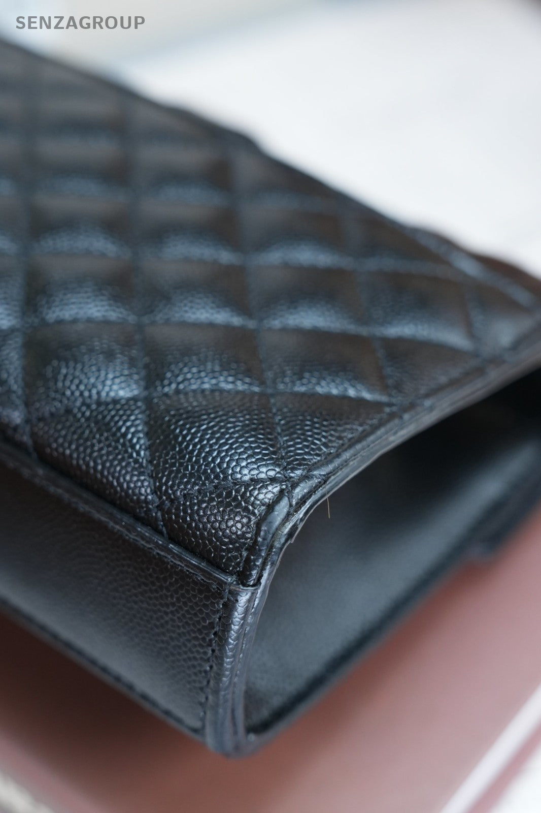 YSL Saint Laurent Envelope MM Caviar Leather V-pattern Shoulder Bag Women Black