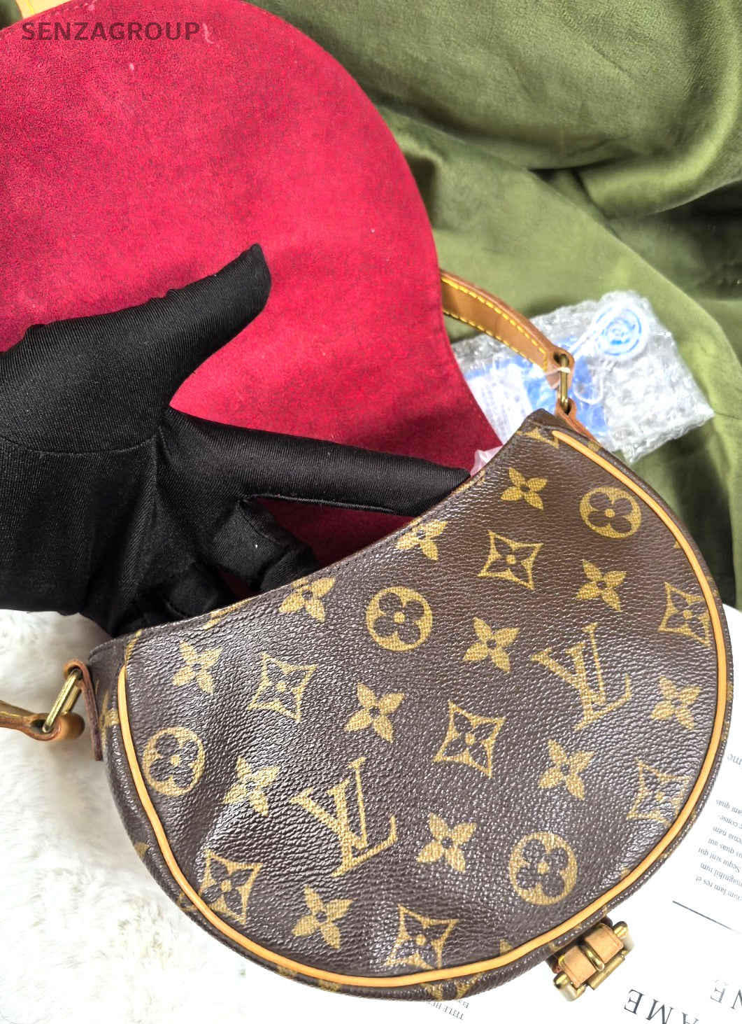 Louis Vuitton Saddle bag Monogram Vintage Crossbody bag