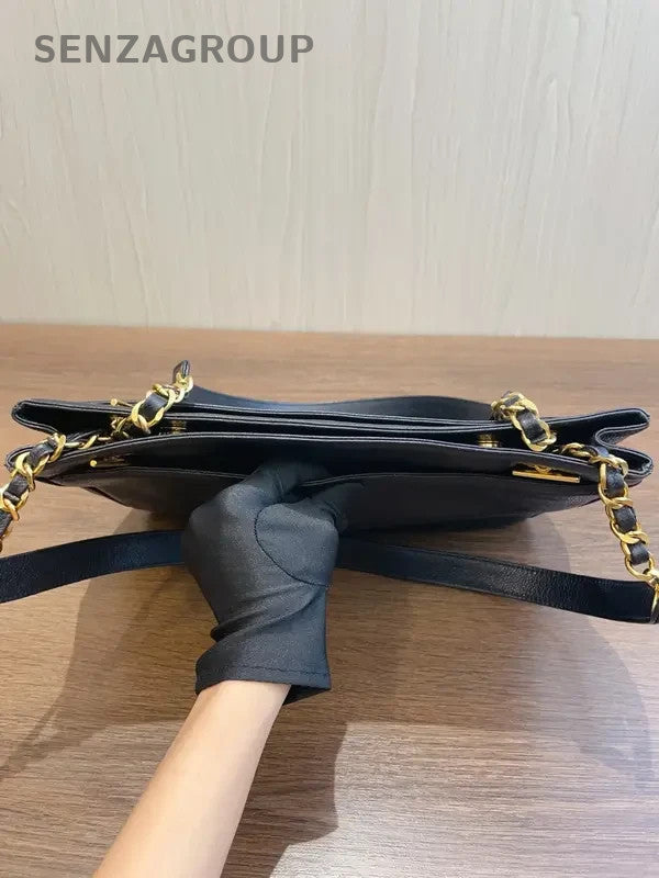 SJ0001 CHANEL leather Crossbody Bags GST Medium tote Bag Black