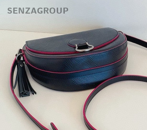 Louis Vuitton Saint Cloud Saddle Epi Leather Shoulder bag Crossbody Black Women