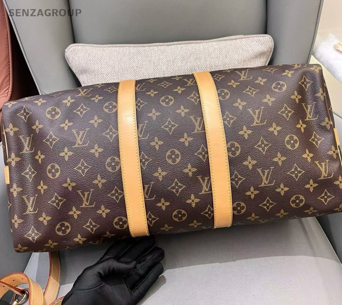 Louis Vuitton Keepall Monogram Top Handle Shoulder Bag Crossbody Unisex Adults