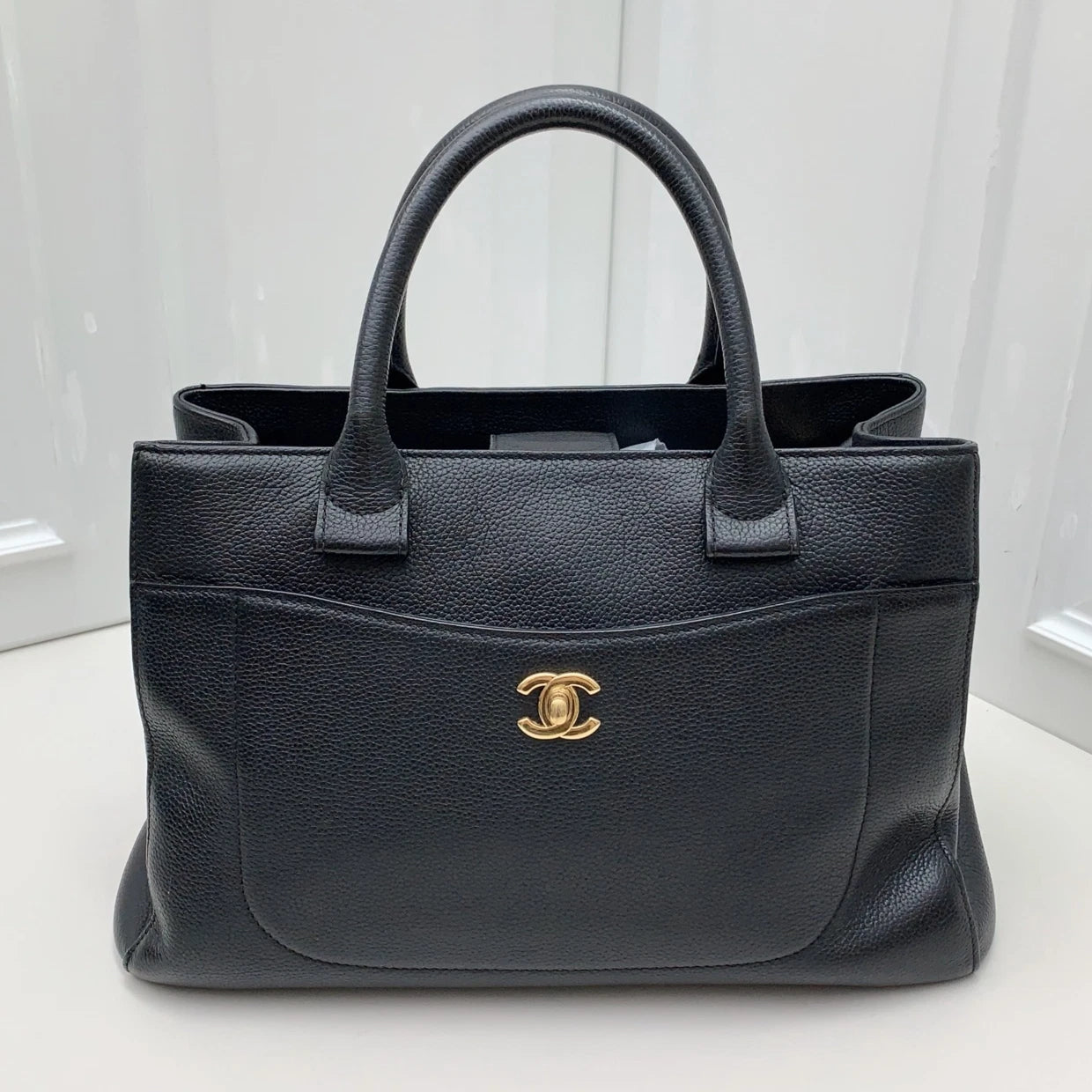 Chanel Tote 2-Way Top Handle Crossbody Black Gold Used Excellent