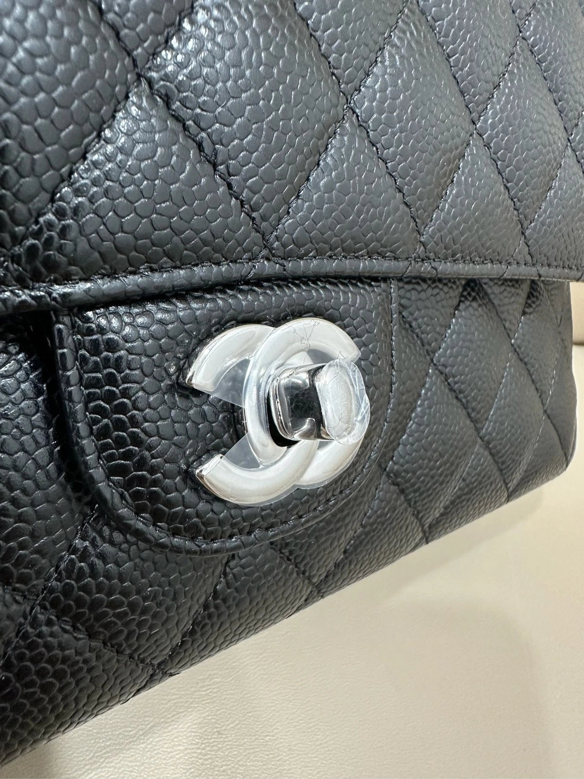 CHANEL Classic Flap Medium Black Leather Shoulder Bag For Women