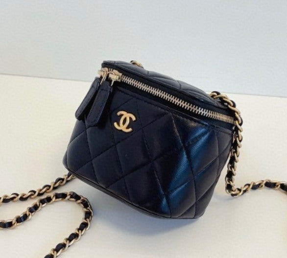 Chanel Diamond Box Chain Shoulder Bag Crossbody Black Gold Women Classic