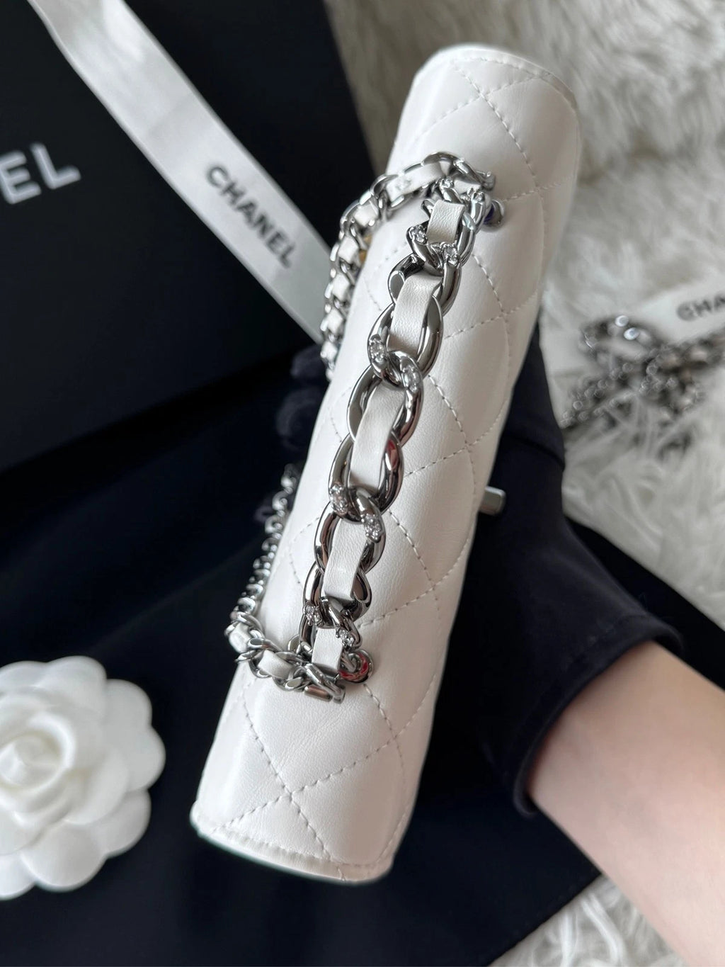 Chanel White Wrinkle Leather WOC Accordion Top Handle Bag For Women