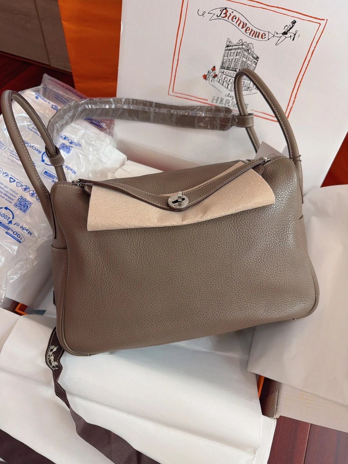 Hermes Lindy30 Togo Leather Top Handle Shoulder Bag Gray Silver Women Classic