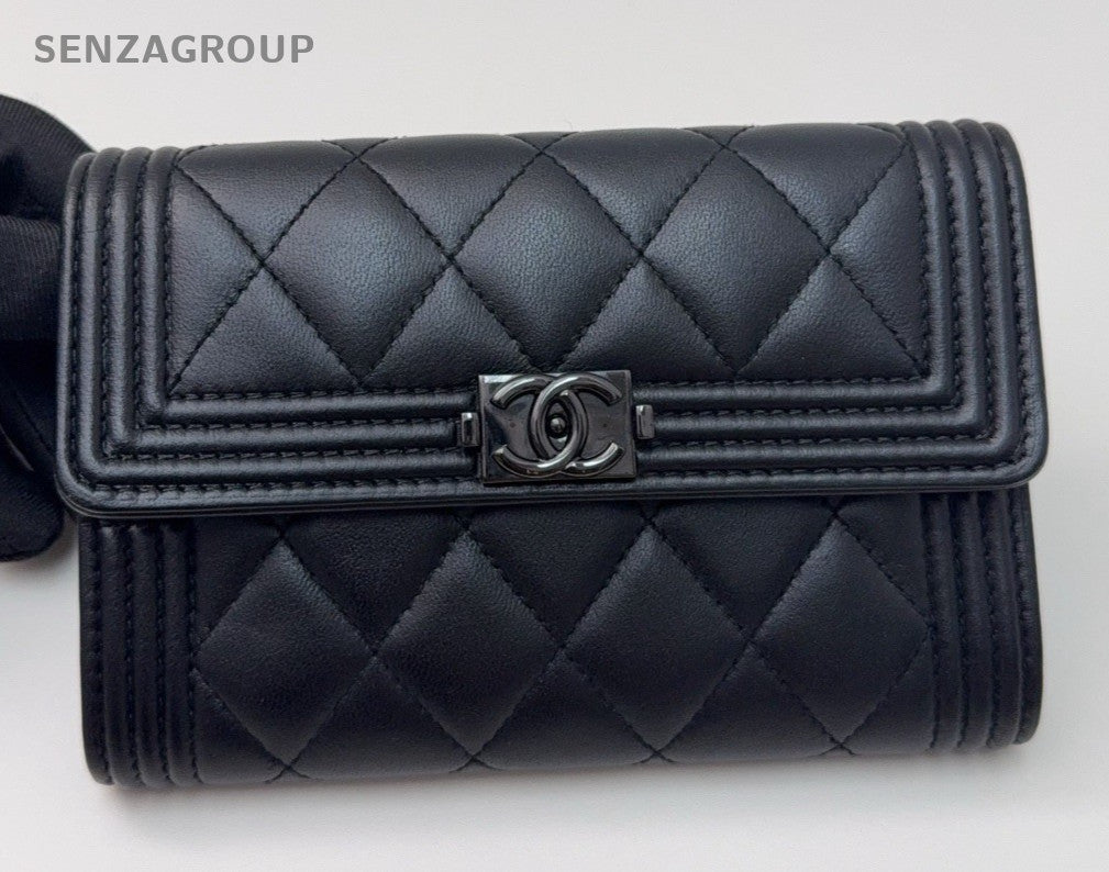 Chanel leboy Clutch Wallet Cool Black Women
