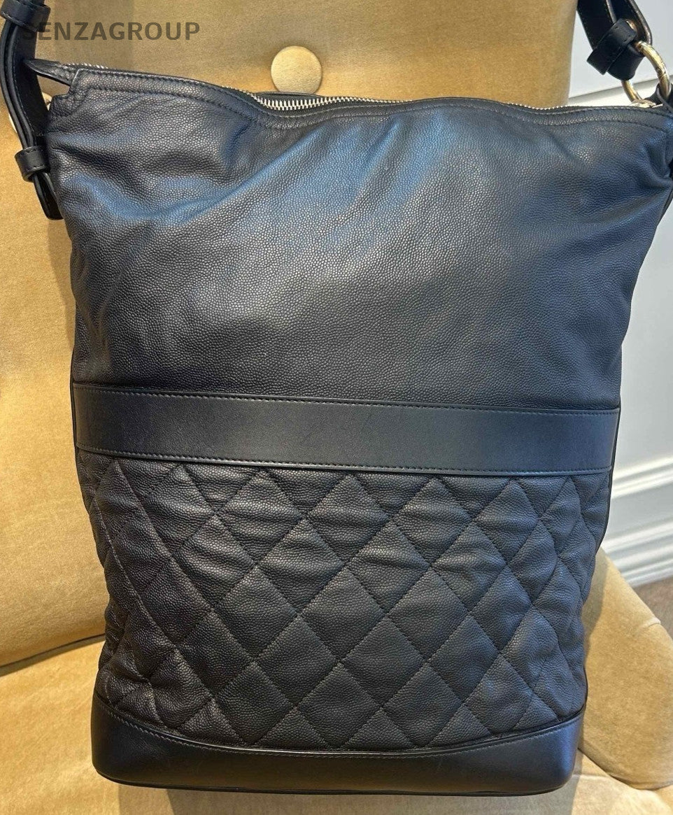 Chanel 18K Calfskin Shoulder Bag Black Gold Used Women Classic