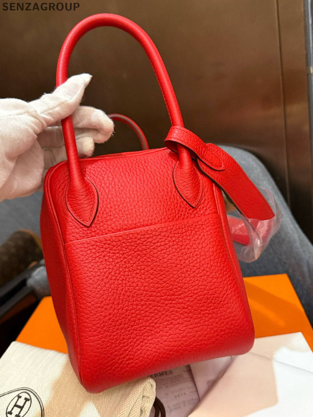 Hermès Lindy 26 Bag Red Gold Hardware Shoulder Tote Classic Women