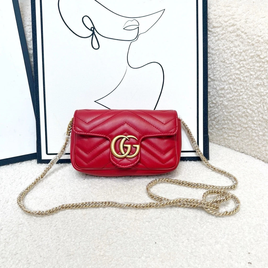 GUCCI Chain Shoulder Bag Red For Women