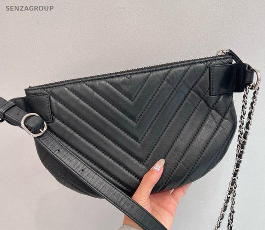 Chanel Chevron Chain Crossbody Black Silver Used Women Classic Fashion