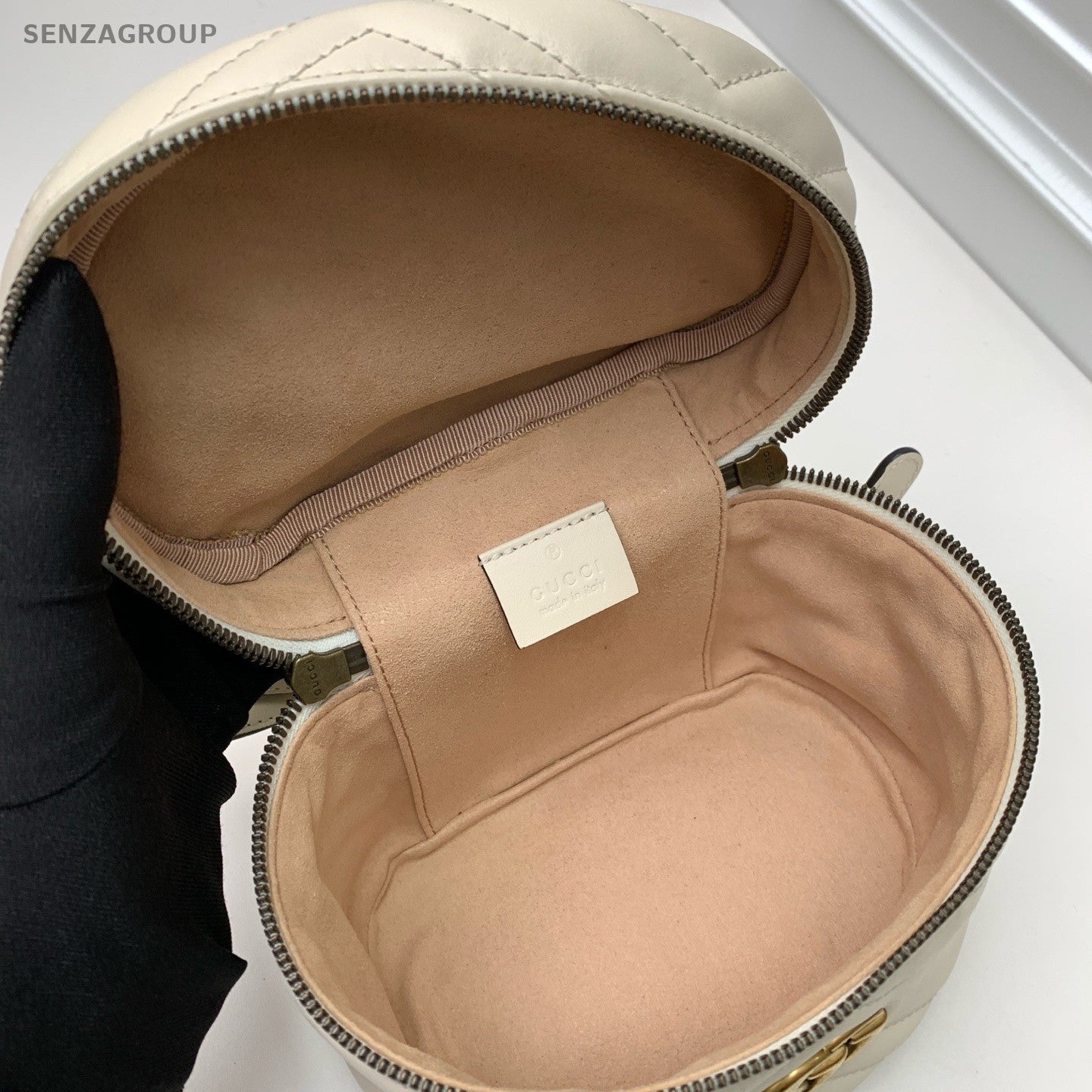 Gucci Marmont Chain Backpack White Gold Used Women Classic Fashion