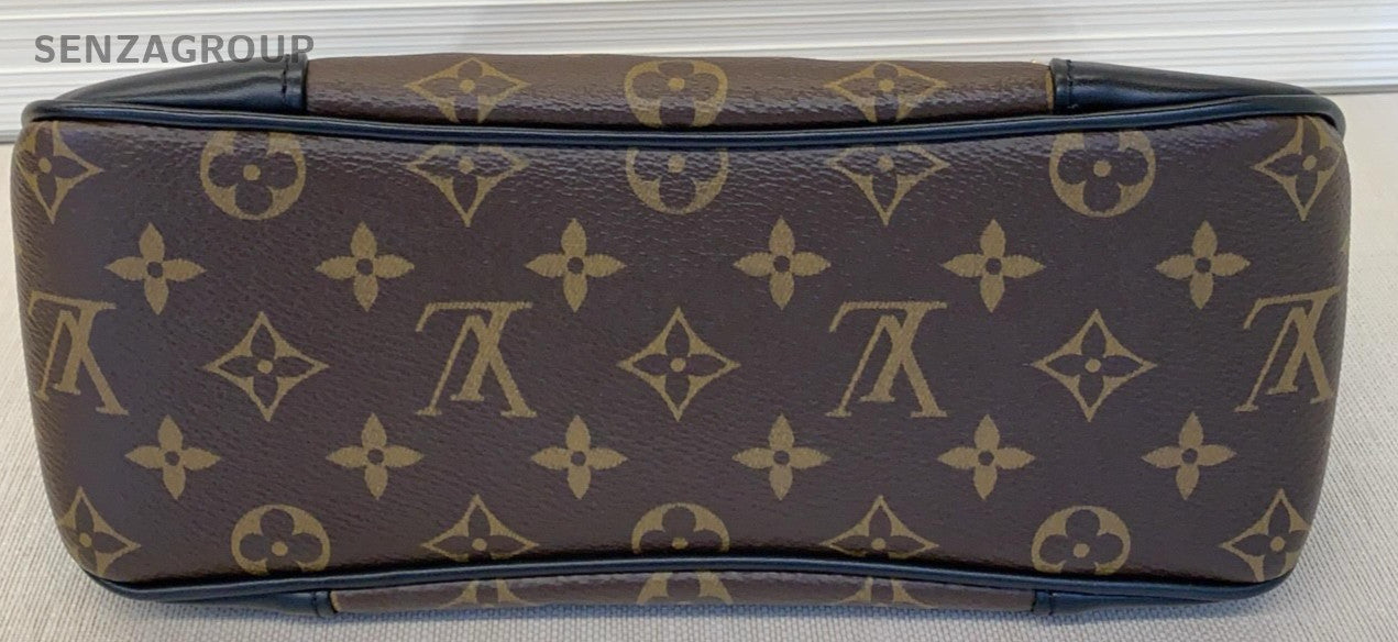 Louis Vuitton Monogram Chain Shoulder Bag Crossbody Brown Gold Women Classic