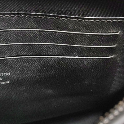 Louis Vuitton Pochette Voyage MM Monogram Leather Unisex Clutch Bag