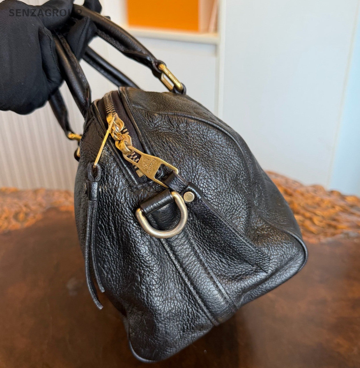 Louis Vuitton Speedy25 Monogram Top Handle Bag Black Gold Used Women Classic