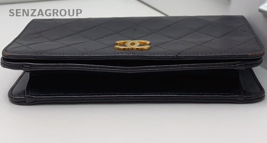 Chanel WOC Diamond Pattern Chain Shoulder Bag Crossbody Black Gold Women Classic
