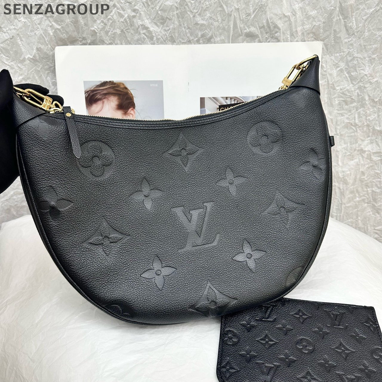 Louis Vuitton Loop Hobo Leather Chain Shoulder Bag Black Gold