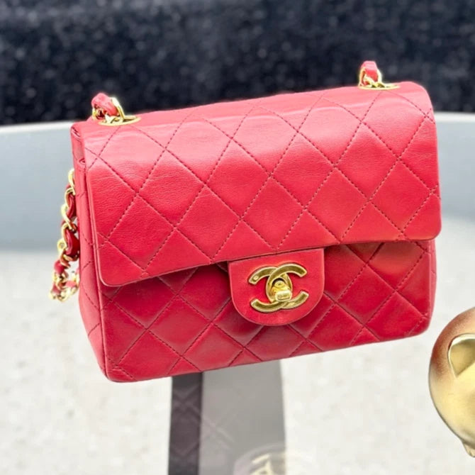 Chanel Vintage Lambskin Chain Shoulder Crossbody Bag Red Gold Women S