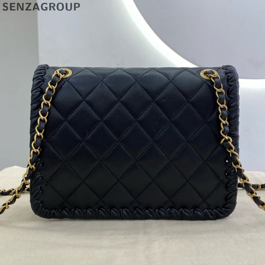 Chanel Black Gold Quilted Chain Shoulder Crossbody Bag Classic Women