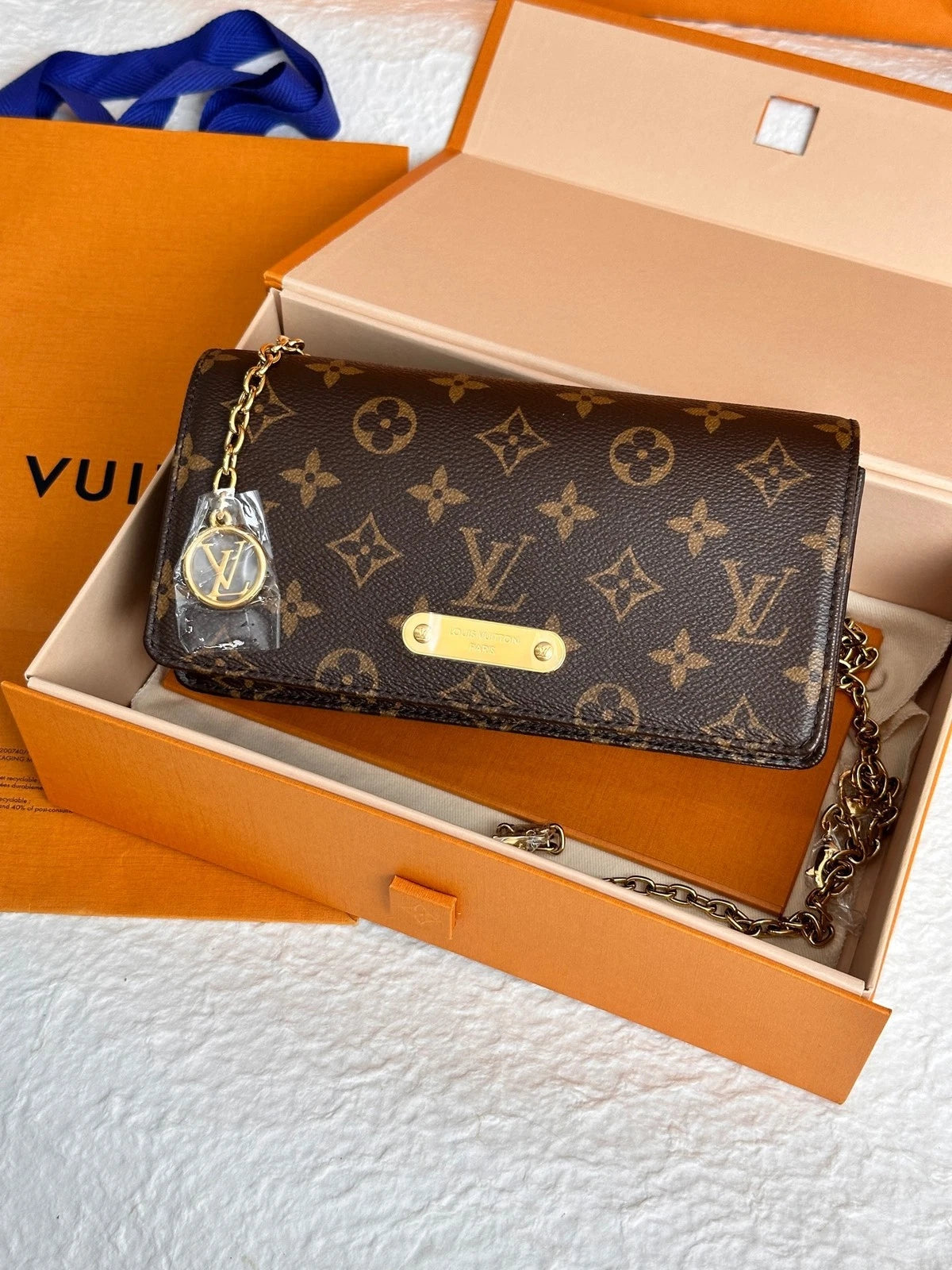 Louis Vuitton Lily WOC Leather Crossbody Bag For Women