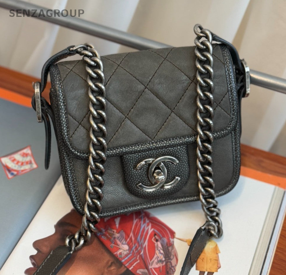 CHANEL CC Chain Diamond Pattern Shoulder bag Crossbody Women Gray
