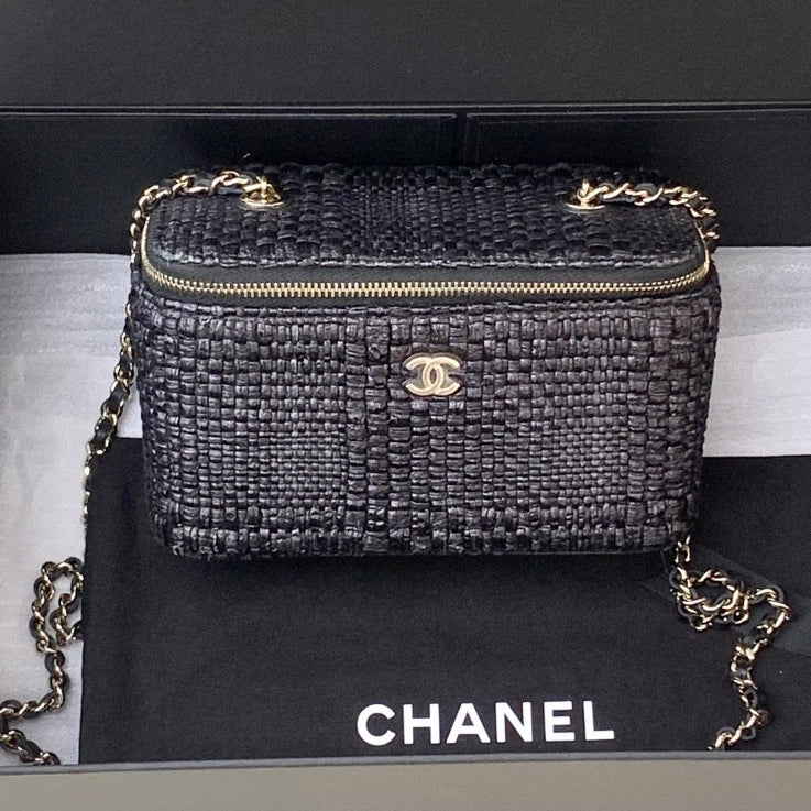 Chanel Vanity Case Chain Shoulder Crossbody Bag Black Gold Hardware Women S
