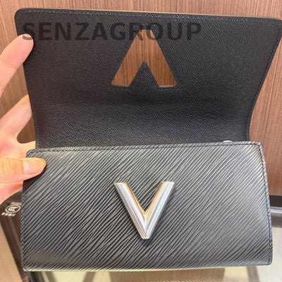 Louis Vuitton Black Epi Leather Twist Wallet On Chain Silver Clutch