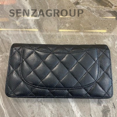 CHANEL Black Silver Caviar Leather Long Wallet Wristlet Classic Quilted